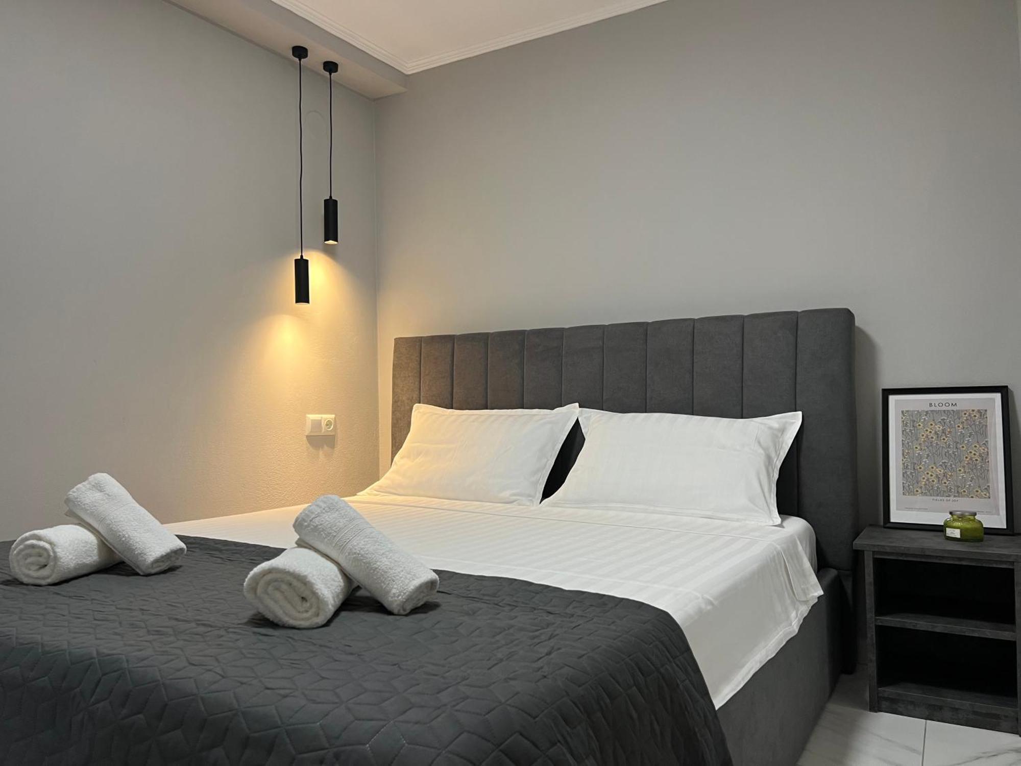 Luxury In Apartment *
