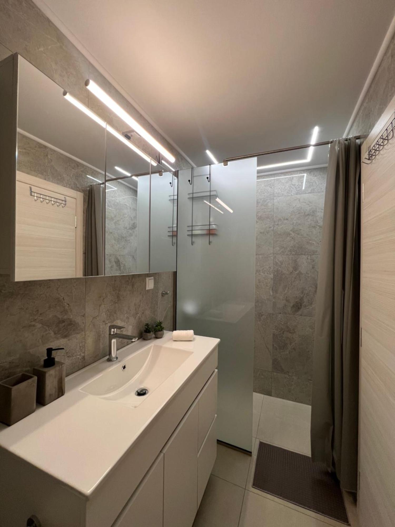 Apartment Luxury In Kavala